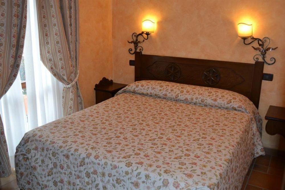 Albergo La Piazzetta Rapallo Bagian luar foto