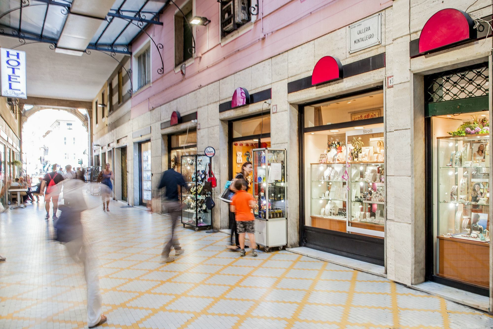 Albergo La Piazzetta Rapallo Bagian luar foto